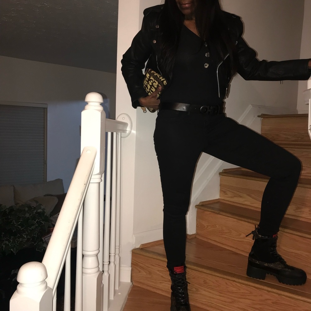 Meet your Posher, Sydne